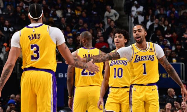 湖人痛揍倒数第一！拉塞尔35+9就爱打顺风局？